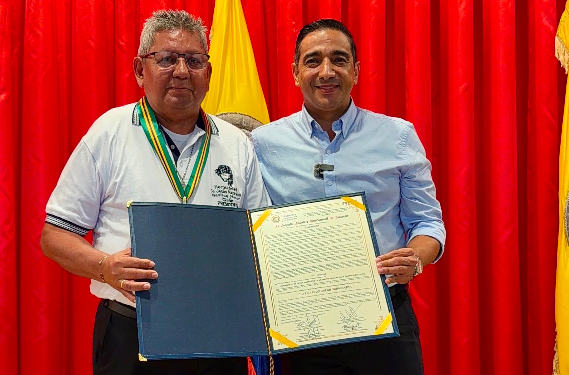 Orden Luis Carlos Galán a la Hermandad de Jesús Nazareno en Girón | Ramón Ramírez